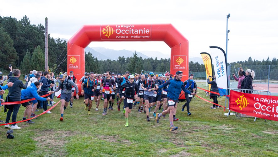 Départ du trail 100 Miles Pyrénées Méditerranée au Termanal des Loisirs de Bolquère